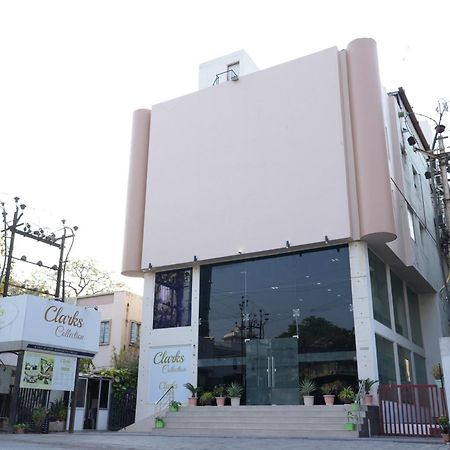Hotel Clarks Collection Bhavnagar Exterior foto