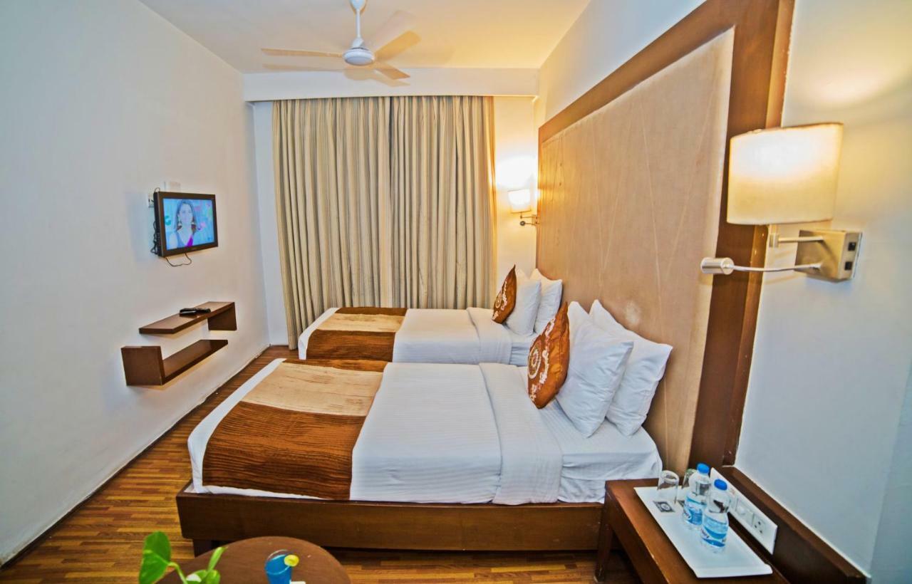 Hotel Clarks Collection Bhavnagar Exterior foto